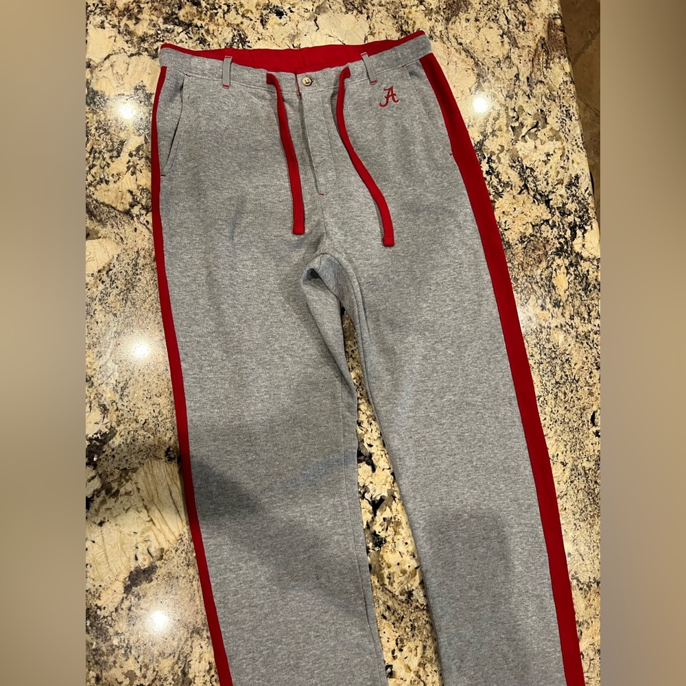 Mens gray university of Alabama sweats sz. L